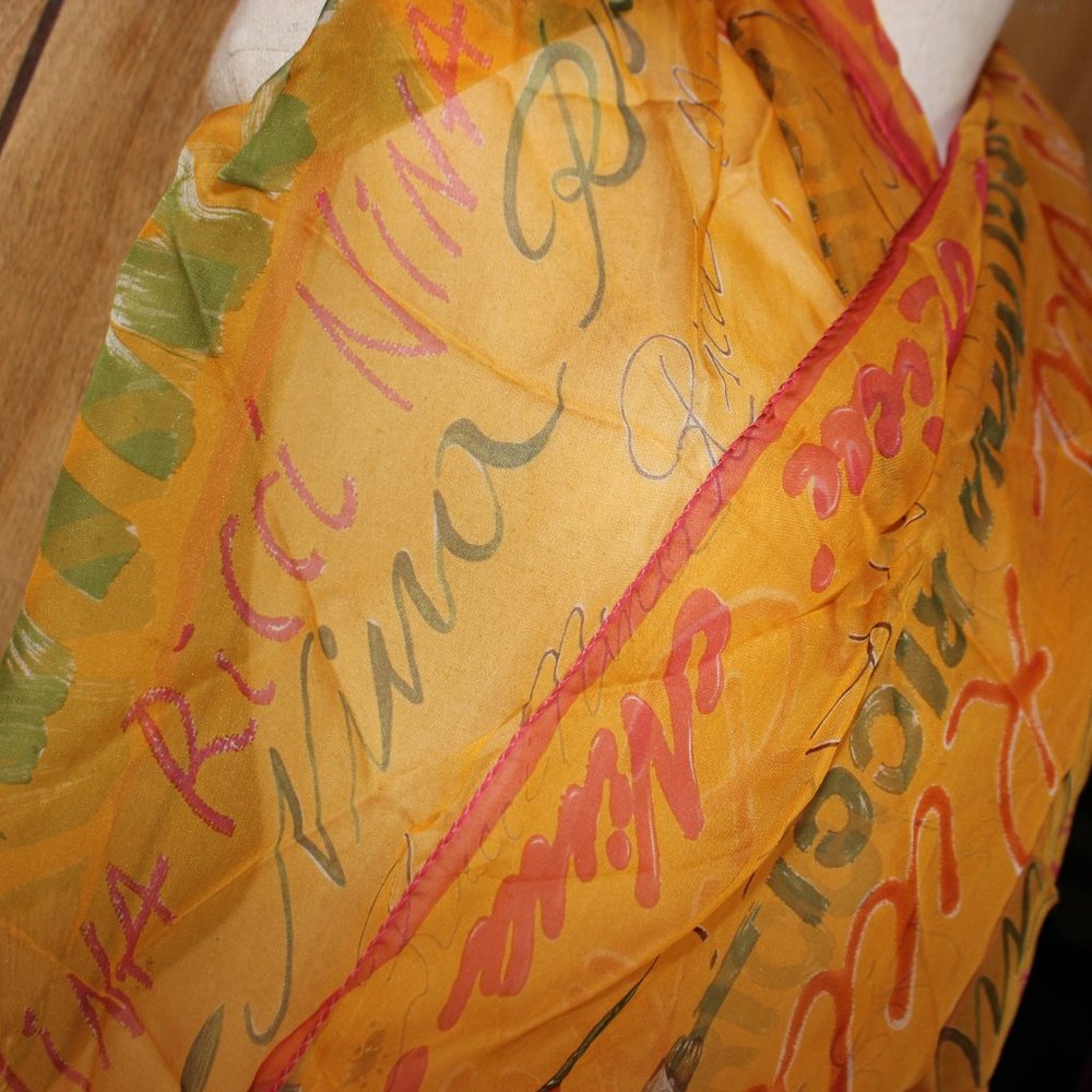 rare vintage nina ricci 100% silk scarf - Picture 2 of 4
